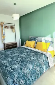 Nice two rooms, top floor, sea view - Image 5