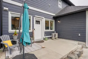 NEW 2BR Victoria Suite: Family, Pet, Work-Friendly - Image 4