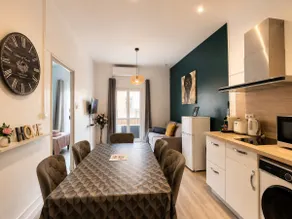 Béziers Centre: Charming, 2 Bedrooms, Air Conditioning - Image 2