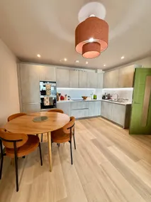 SoHot Stays Royal Sands Seaview Apt Free Parking Sleeps 4 - Image 3