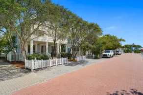 Gulf Views from Tower in Seaside, 6 Houses to Private Beach & 2 Adult Bikes! - Image 5