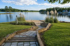 5BR Lakefront | Deck | Firepit | Dogs | Kayak - Image 5