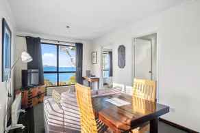 Hamptons on the Bay - Cabins 1-4 - Image 2