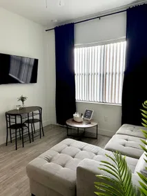 Casa Blanca Lux Suite - Image 2