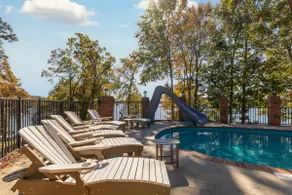 Lake Gaston Executive Mansion Luxury sover 40 personer - Image 3
