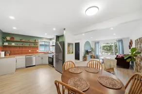 Gorgeous, Clean and Quiet. Only 7 min Downtown! - Image 2