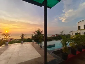 Villa Infinity By The Sea - Image 2