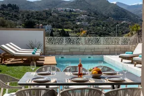 Villa en Argyroupoli con 3 habitaciones, capacidad 8 - Image 4