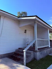 House in Lagrange - Image 3