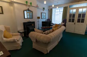 Katie's Town House - Image 3