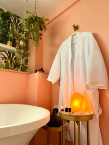 Underground Serenity Spa & Suite - Image 3