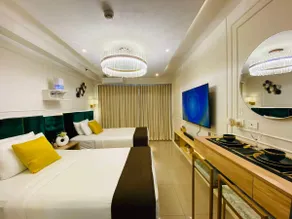 Alexandra by YourNest @Shore1 (8mins walk to Moa) - Image 3