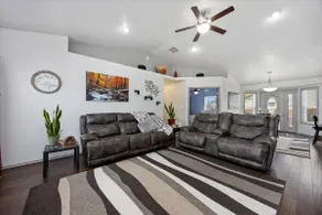 Peaceful Retreat - Remodeled - Private Hot Tub - Image 2