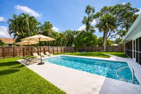 Heated Pool + Lanai | 10 min Beach | Game Room - Image 3