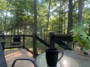 Off-Grid ”Sweet B” Cabin - Image 4