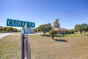 Clover House, Entire Home, Pool, Game Room - Image 3