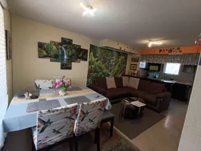 Comfortable and cozy family home - Image 2