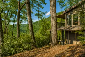 Large Mountain Views | Hiking | 25Mins to DT A-Vil - Image 2