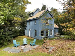Chalet 3 Min to Smuggs | Fire Pit | Dog-Friendly - Image 4