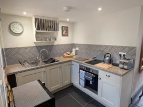 Stable Cottage - Image 4