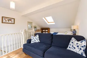 Garden room, central Winchester - Image 2