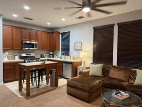 Private Loft with Attached Garage - Image 4