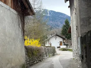 Ancienne Fromagerie, a unique chalet, beautifully renovated  in central Samoens - Image 4