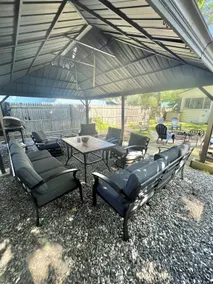 Sleeps 12 and just steps away from Sebago Lake - Image 4