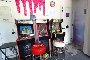 Sun & Games: Heated Pool + Epic Game Room |Springs - Image 4