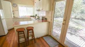 Harrietville Cottage - Cozy cottage with gardens - Image 3