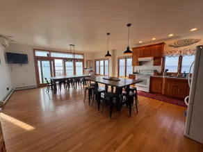 Sunset Retreat•Waterfront•Dock•Fire Pit•Sleeps 12 - Image 4