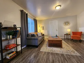 Modern Retro Retreat - Image 3