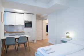LU Venus ll - Old Town HITrental Apartment - Image 3