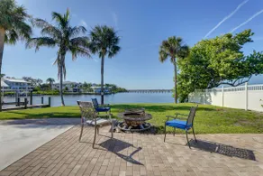 Waterfront Oasis! Heated Pool, 2 Docks & Boat Lift - Image 3