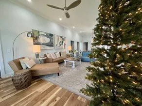 Saltwater Pool, Sleeps 8, Close to Beach - Image 3