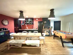 J's House - Image 2
