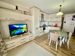 Luxurious 2 BR Appt at the Black Sea Coast - Image 2