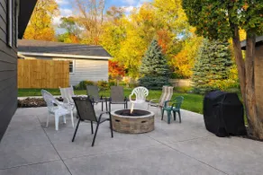 Lux Group Retreat -Fast Wi-Fi + Game Room+ Firepit - Image 2