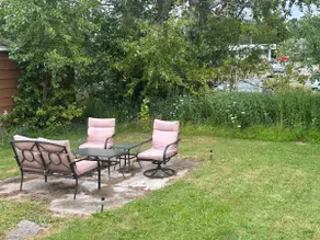 Affordable 2BR•3 Beds • Comfort at The Black House - Image 4