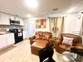Imperial Apartment! Just 5 min from the beach! - Image 3