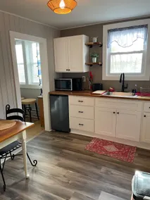 Cozy Private Space with Kitchen - Image 4