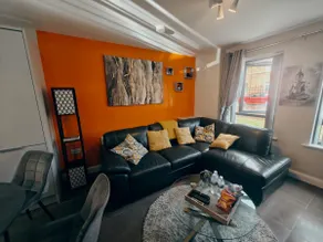 Belfast Central 2 bedroom luxurious modern stay - Image 3