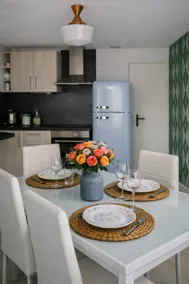 Central apartment, close to the station & air-conditioned - Image 3