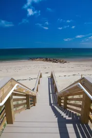 Walk to Town Neck Beach! All linens included & booking for 2026! New amenities! - Image 2