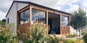 Cottage in Arzal, lake view - Image 3