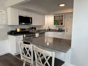 The Beacon OC 1- Cozy 3 Bedroom, Close to All! - Image 5
