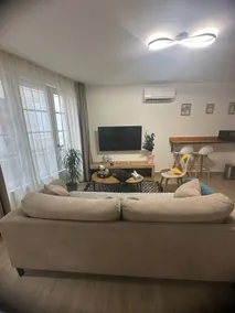 2-bedroom city center - Image 2