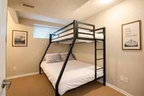 2BR Family Suite • King Bed • Rockies Gateway - Image 4