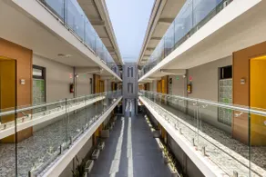 City Life Hub | Apt+In the Nightlife Scene - Image 3