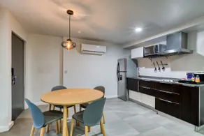 Cozy Apt | Gym+B/Center+City Hotspots Nearby - Image 3